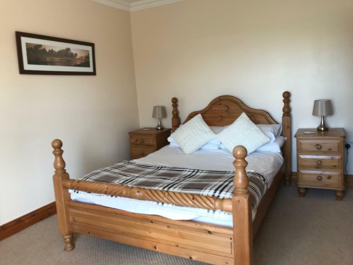 Manordaf B&B Carmarthen Extérieur photo