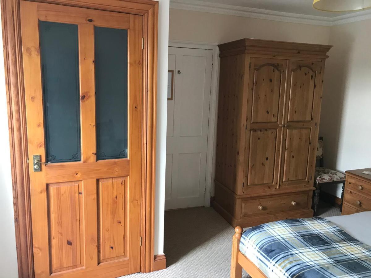 Manordaf B&B Carmarthen Extérieur photo